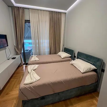 Apartment A&e *